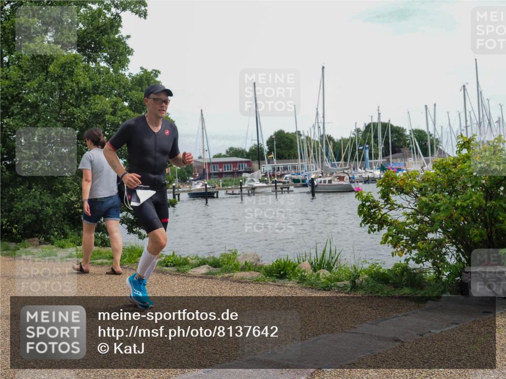 22.06.2025 - Viking Triathlon KatJ http://msf.ph/oto/8137642 22.06.2025 14:53:32 Laufen 85 meine-sportfotos.de