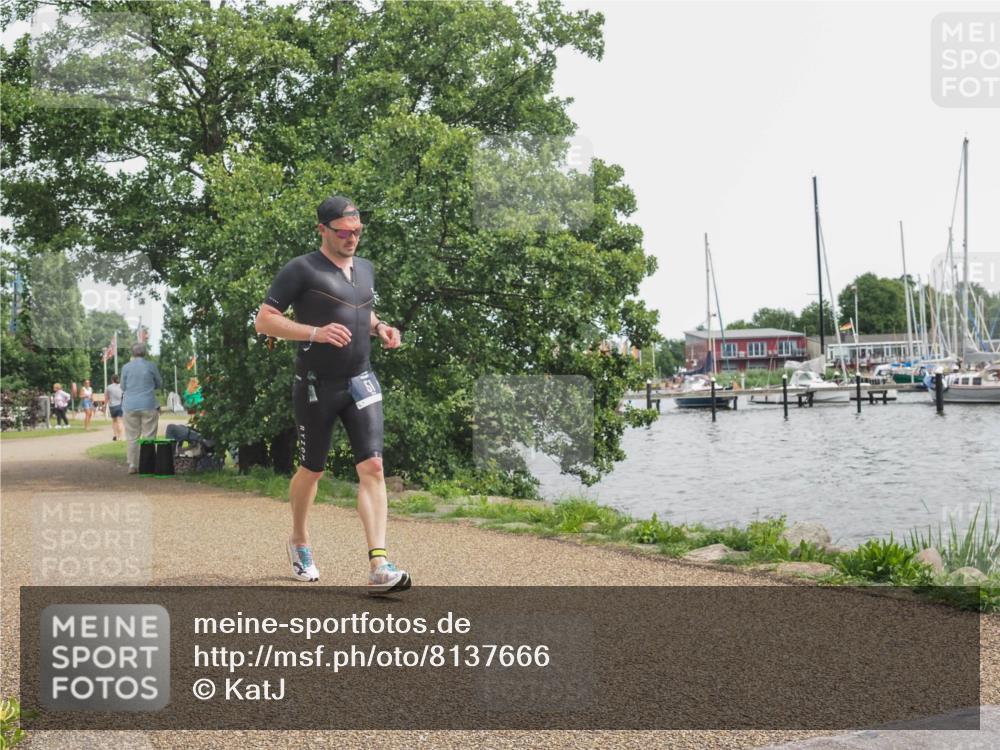 22.06.2025 - Viking Triathlon KatJ http://msf.ph/oto/8137666 22.06.2025 14:53:48 Laufen 51, 70, 633 meine-sportfotos.de