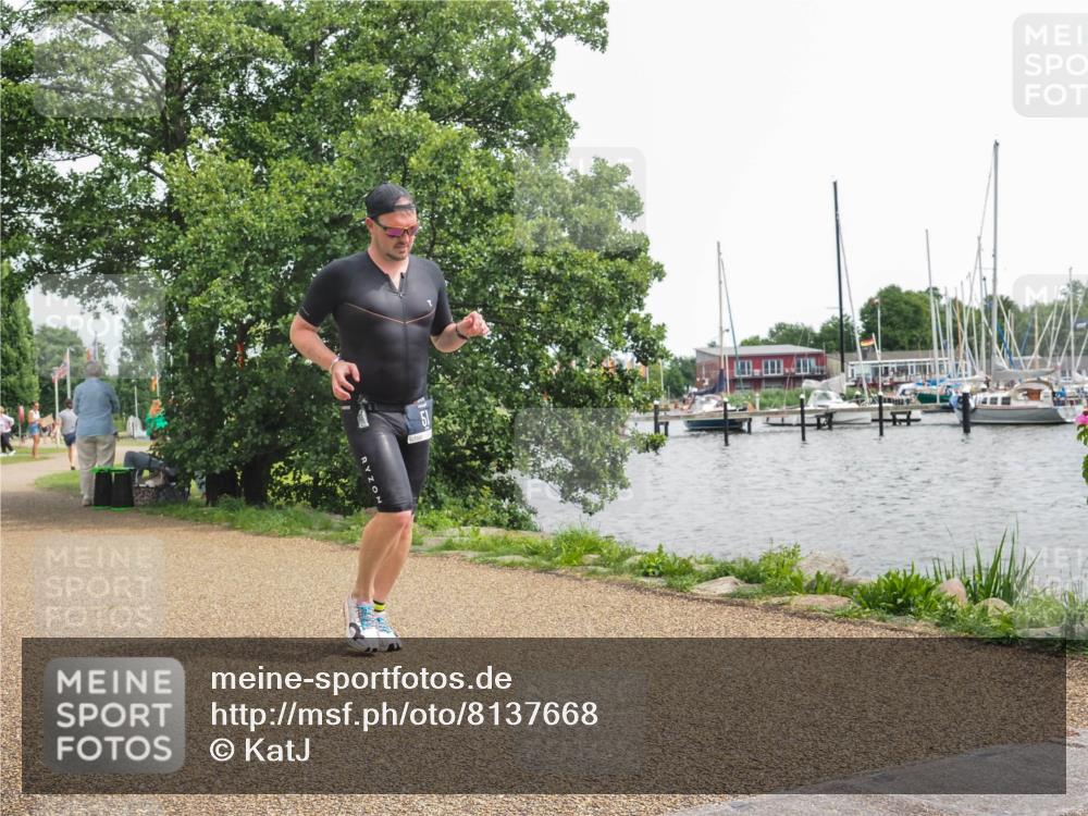 22.06.2025 - Viking Triathlon KatJ http://msf.ph/oto/8137668 22.06.2025 14:53:49 Laufen 51, 70, 633, 659 meine-sportfotos.de
