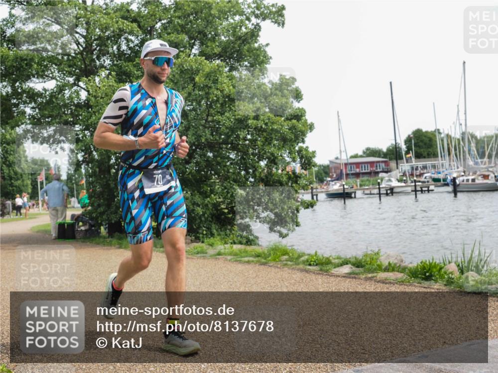 22.06.2025 - Viking Triathlon KatJ http://msf.ph/oto/8137678 22.06.2025 14:53:51 Laufen 51, 70, 334, 659 meine-sportfotos.de