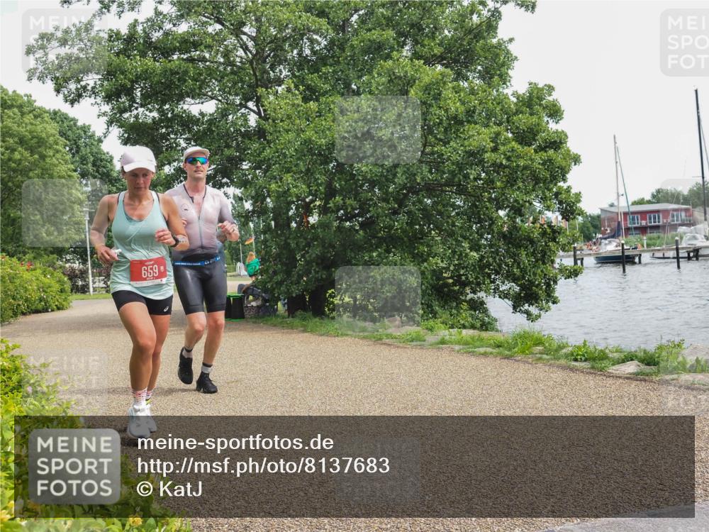 22.06.2025 - Viking Triathlon KatJ http://msf.ph/oto/8137683 22.06.2025 14:53:52 Laufen 51, 70, 334, 659 meine-sportfotos.de