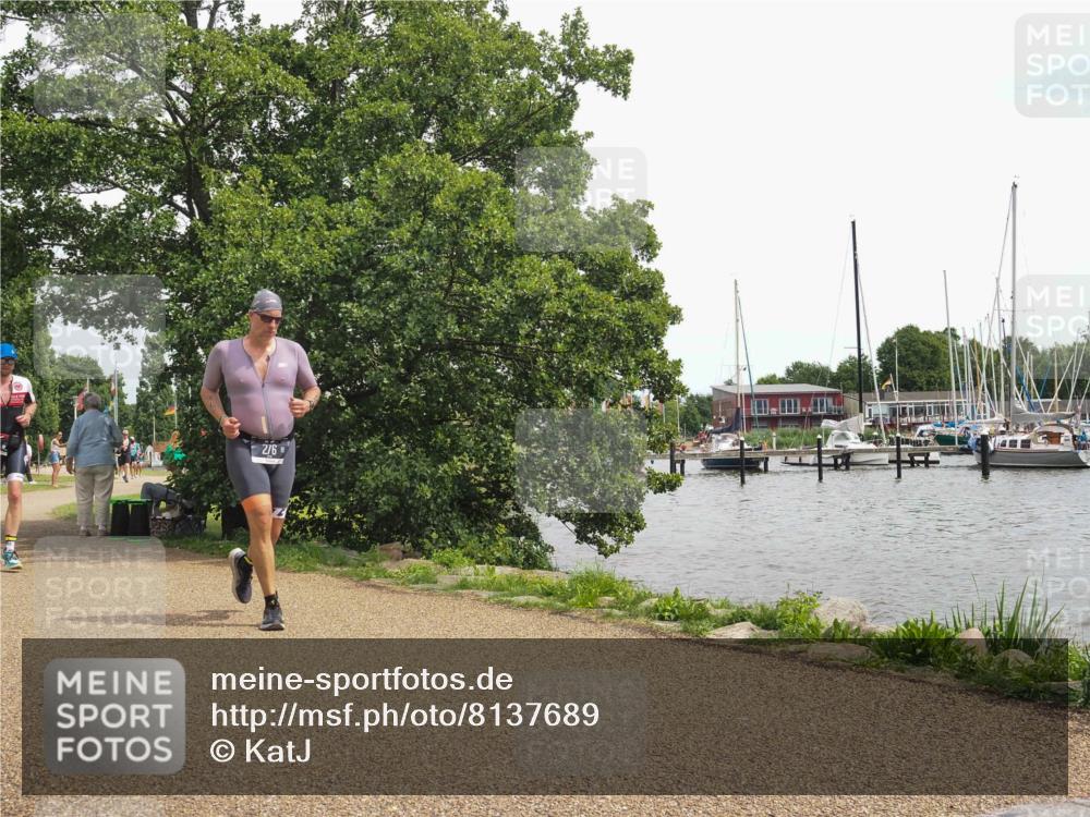 22.06.2025 - Viking Triathlon KatJ http://msf.ph/oto/8137689 22.06.2025 14:54:41 Laufen 150, 276 meine-sportfotos.de