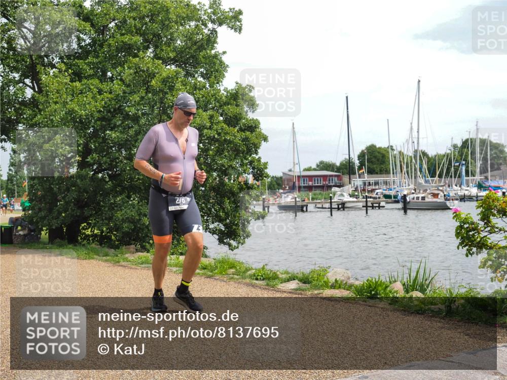 22.06.2025 - Viking Triathlon KatJ http://msf.ph/oto/8137695 22.06.2025 14:54:42 Laufen 150, 276 meine-sportfotos.de