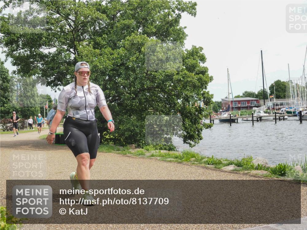 22.06.2025 - Viking Triathlon KatJ http://msf.ph/oto/8137709 22.06.2025 14:54:48 Laufen 236 meine-sportfotos.de