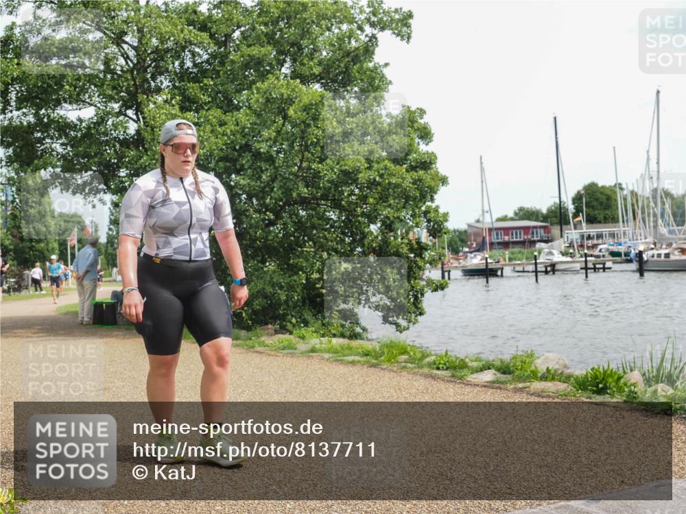 22.06.2025 - Viking Triathlon KatJ http://msf.ph/oto/8137711 22.06.2025 14:54:49 Laufen 236 meine-sportfotos.de