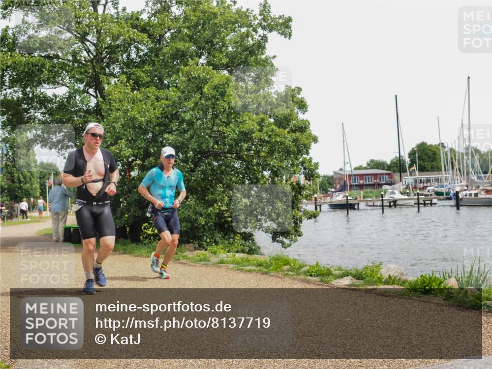 22.06.2025 - Viking Triathlon KatJ http://msf.ph/oto/8137719 22.06.2025 14:54:56 Laufen 68, 297 meine-sportfotos.de