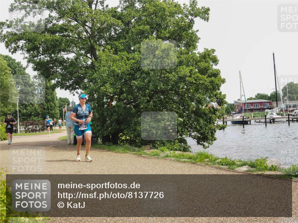 22.06.2025 - Viking Triathlon KatJ http://msf.ph/oto/8137726 22.06.2025 14:55:01 Laufen 324 meine-sportfotos.de