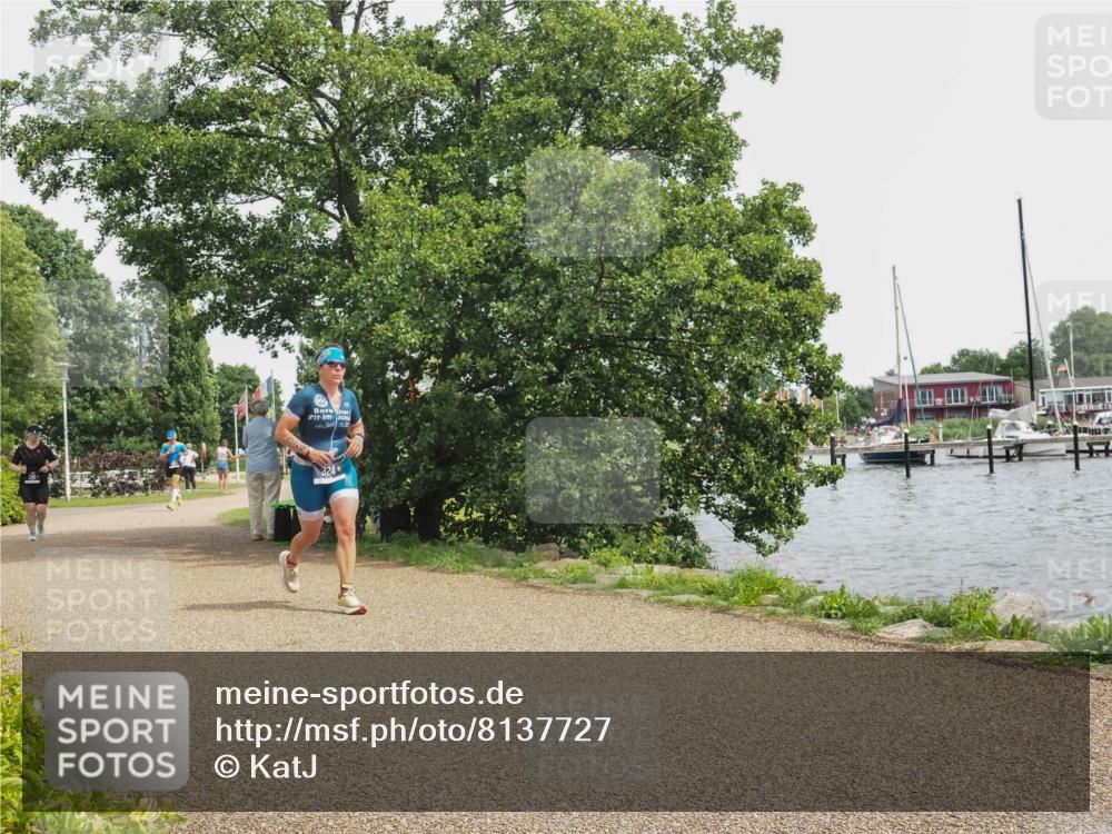 22.06.2025 - Viking Triathlon KatJ http://msf.ph/oto/8137727 22.06.2025 14:55:01 Laufen 324 meine-sportfotos.de