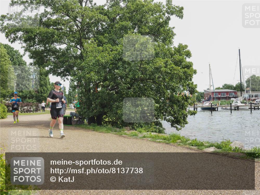 22.06.2025 - Viking Triathlon KatJ http://msf.ph/oto/8137738 22.06.2025 14:55:05 Laufen 240, 324 meine-sportfotos.de