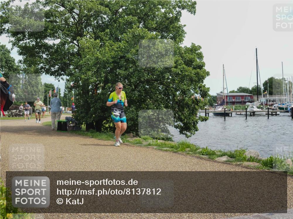 22.06.2025 - Viking Triathlon KatJ http://msf.ph/oto/8137812 22.06.2025 14:56:02 Laufen 321 meine-sportfotos.de