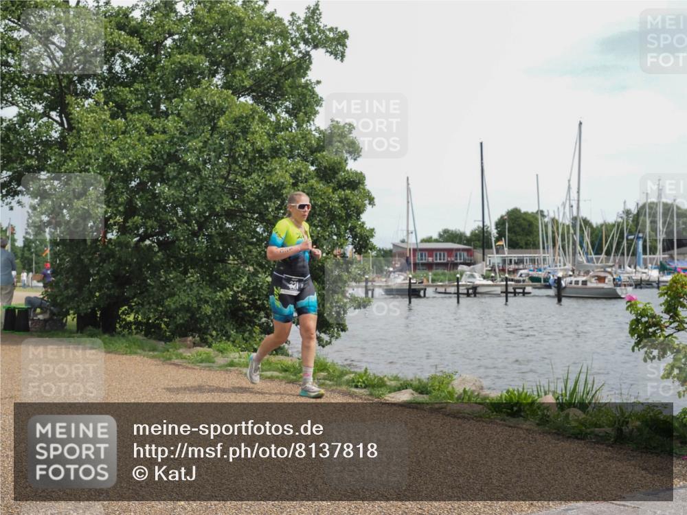 22.06.2025 - Viking Triathlon KatJ http://msf.ph/oto/8137818 22.06.2025 14:56:03 Laufen 321 meine-sportfotos.de