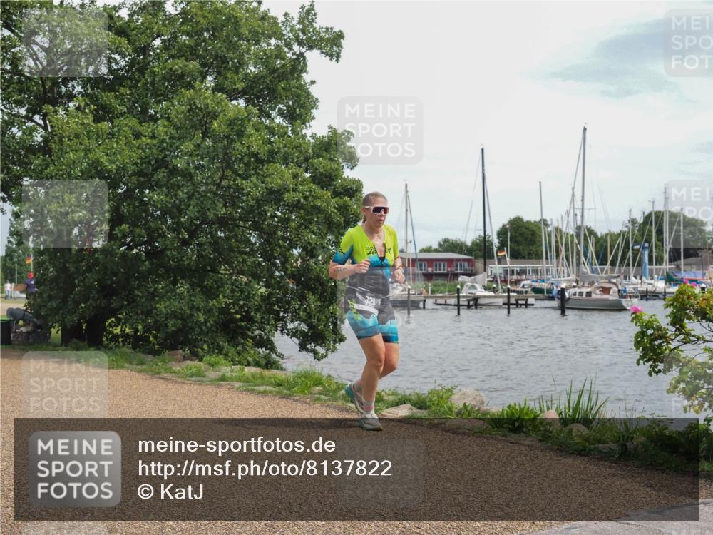 22.06.2025 - Viking Triathlon KatJ http://msf.ph/oto/8137822 22.06.2025 14:56:03 Laufen 321 meine-sportfotos.de