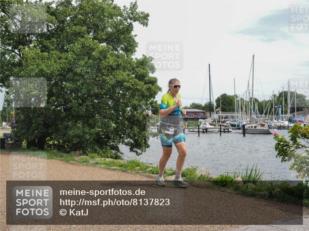 22.06.2025 - Viking Triathlon KatJ http://msf.ph/oto/8137823 22.06.2025 14:56:03 Laufen 321 meine-sportfotos.de