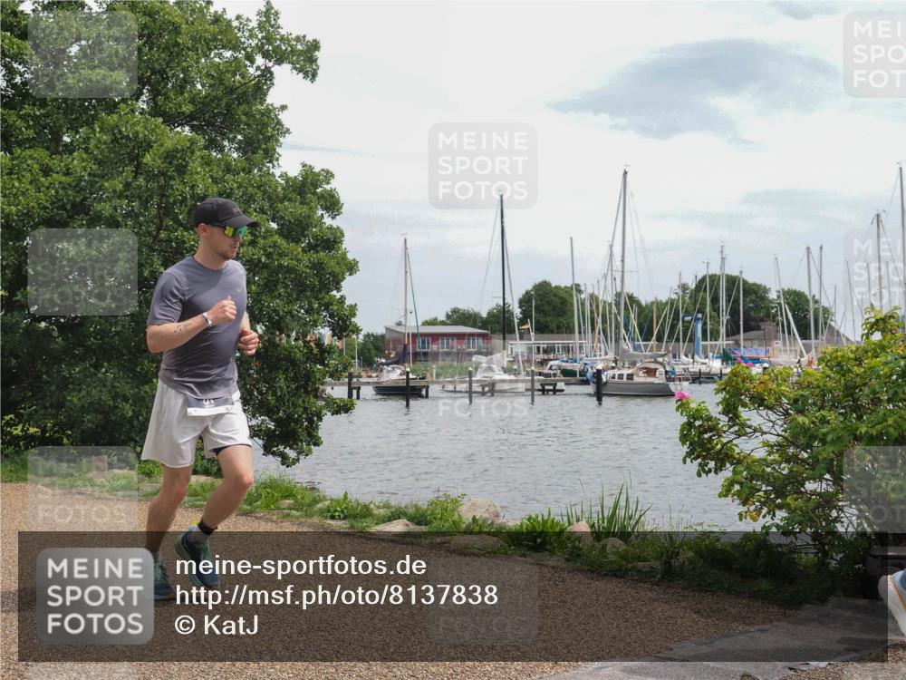22.06.2025 - Viking Triathlon KatJ http://msf.ph/oto/8137838 22.06.2025 14:56:12 Laufen 31 meine-sportfotos.de