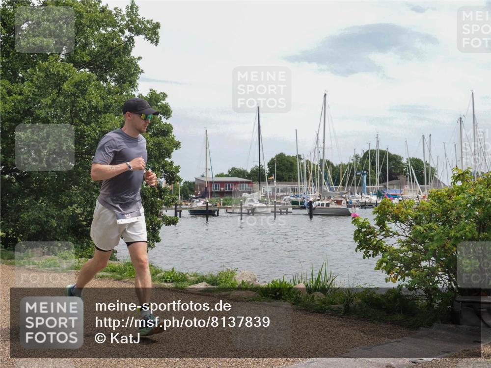 22.06.2025 - Viking Triathlon KatJ http://msf.ph/oto/8137839 22.06.2025 14:56:12 Laufen 31 meine-sportfotos.de