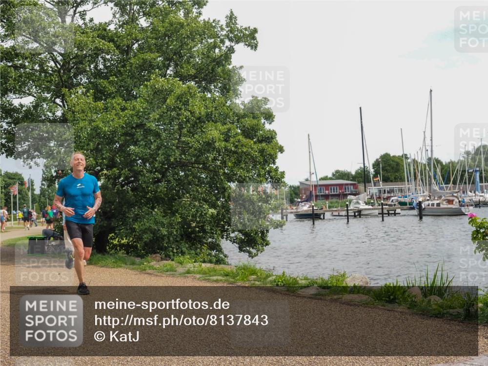 22.06.2025 - Viking Triathlon KatJ http://msf.ph/oto/8137843 22.06.2025 14:56:26 Laufen 128 meine-sportfotos.de