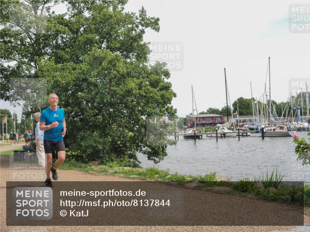 22.06.2025 - Viking Triathlon KatJ http://msf.ph/oto/8137844 22.06.2025 14:56:26 Laufen 128 meine-sportfotos.de