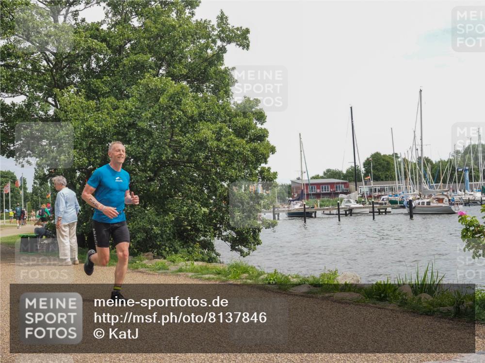 22.06.2025 - Viking Triathlon KatJ http://msf.ph/oto/8137846 22.06.2025 14:56:26 Laufen 128 meine-sportfotos.de