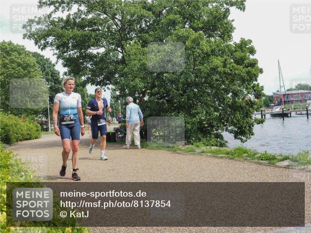 22.06.2025 - Viking Triathlon KatJ http://msf.ph/oto/8137854 22.06.2025 14:56:29 Laufen 128, 180, 498 meine-sportfotos.de
