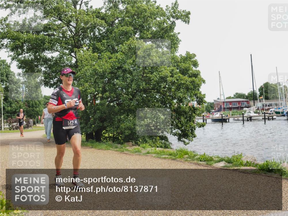 22.06.2025 - Viking Triathlon KatJ http://msf.ph/oto/8137871 22.06.2025 14:56:49 Laufen 142 meine-sportfotos.de