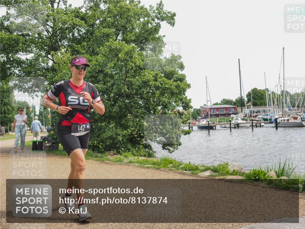 22.06.2025 - Viking Triathlon KatJ http://msf.ph/oto/8137874 22.06.2025 14:56:50 Laufen 142, 333 meine-sportfotos.de