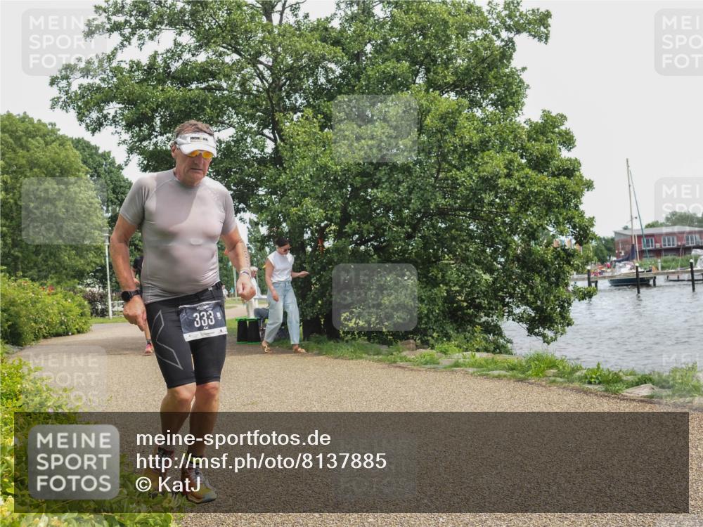 22.06.2025 - Viking Triathlon KatJ http://msf.ph/oto/8137885 22.06.2025 14:56:53 Laufen 225, 333 meine-sportfotos.de