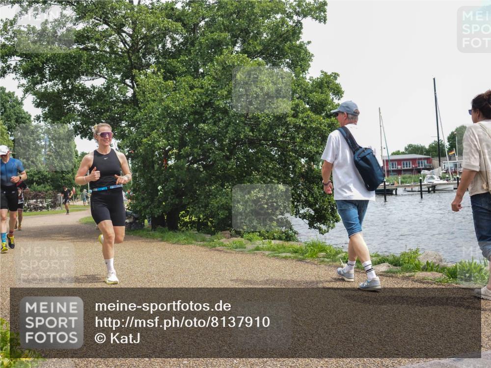 22.06.2025 - Viking Triathlon KatJ http://msf.ph/oto/8137910 22.06.2025 14:57:54 Laufen 344 meine-sportfotos.de