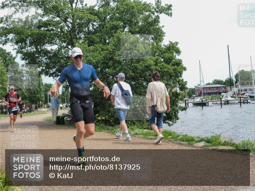 22.06.2025 - Viking Triathlon KatJ http://msf.ph/oto/8137925 22.06.2025 14:57:56 Laufen 208, 344 meine-sportfotos.de