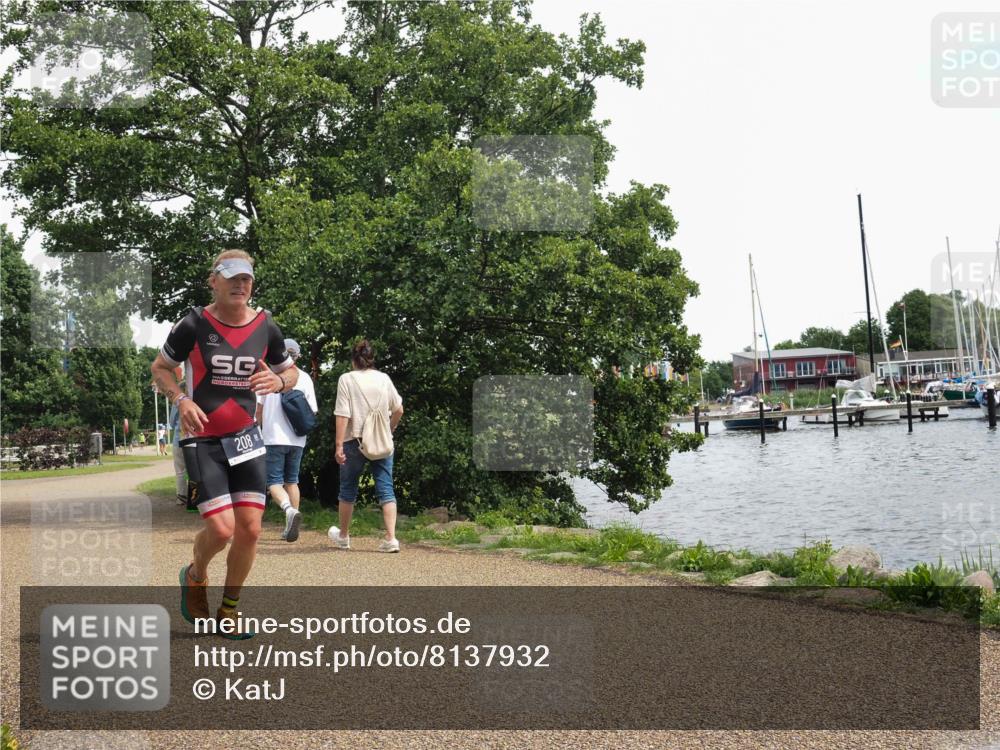 22.06.2025 - Viking Triathlon KatJ http://msf.ph/oto/8137932 22.06.2025 14:57:59 Laufen 208, 344 meine-sportfotos.de