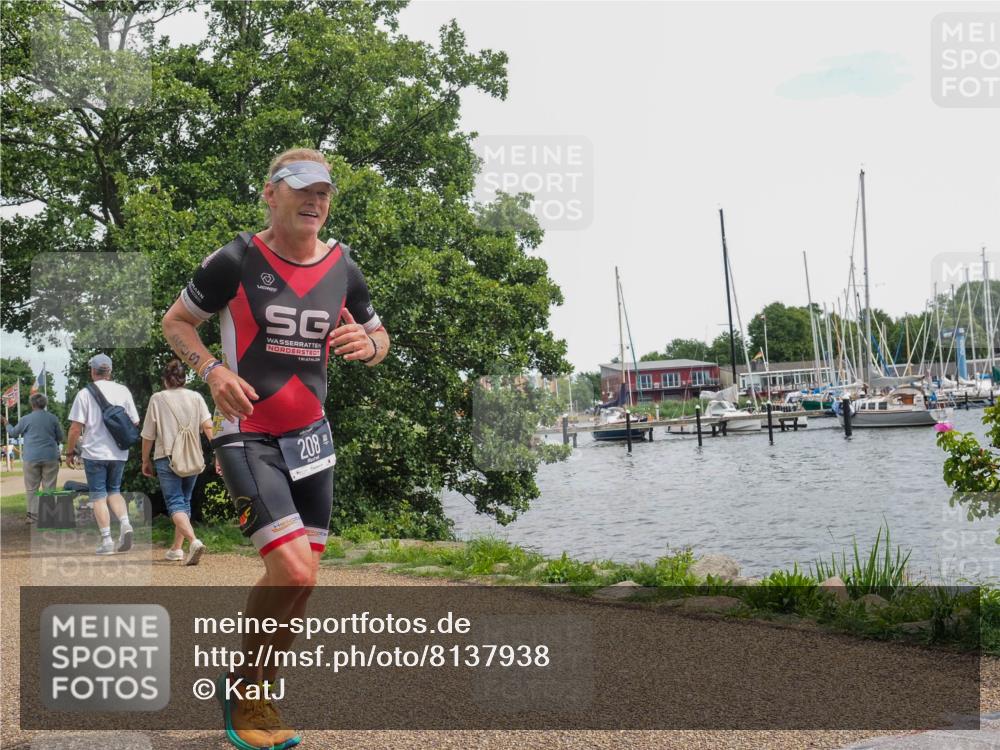 22.06.2025 - Viking Triathlon KatJ http://msf.ph/oto/8137938 22.06.2025 14:58:00 Laufen 208 meine-sportfotos.de