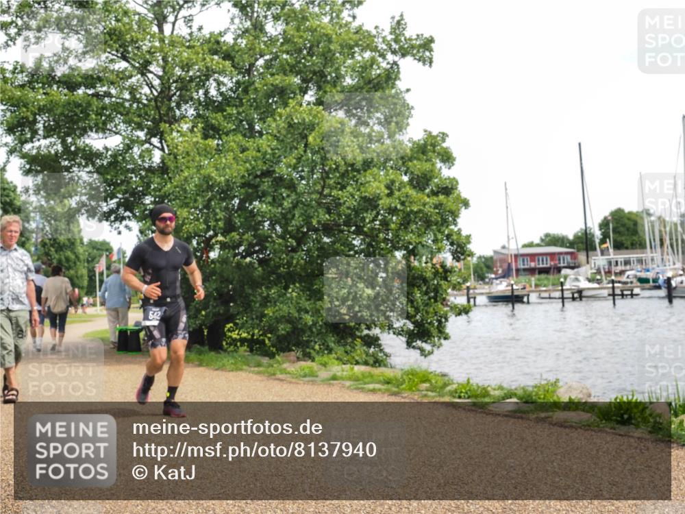 22.06.2025 - Viking Triathlon KatJ http://msf.ph/oto/8137940 22.06.2025 14:58:06 Laufen 542 meine-sportfotos.de