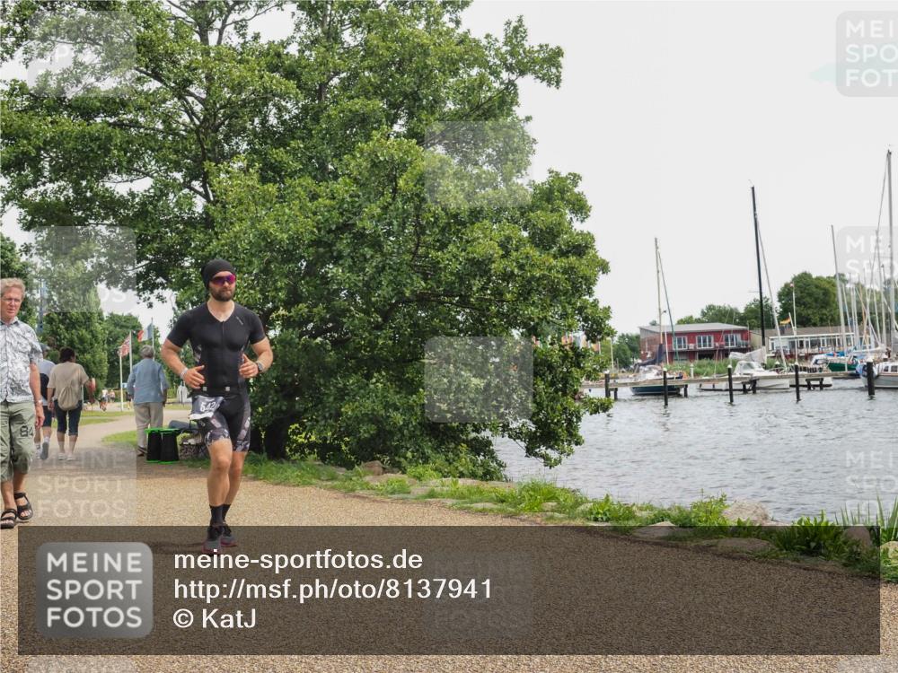 22.06.2025 - Viking Triathlon KatJ http://msf.ph/oto/8137941 22.06.2025 14:58:06 Laufen 542 meine-sportfotos.de