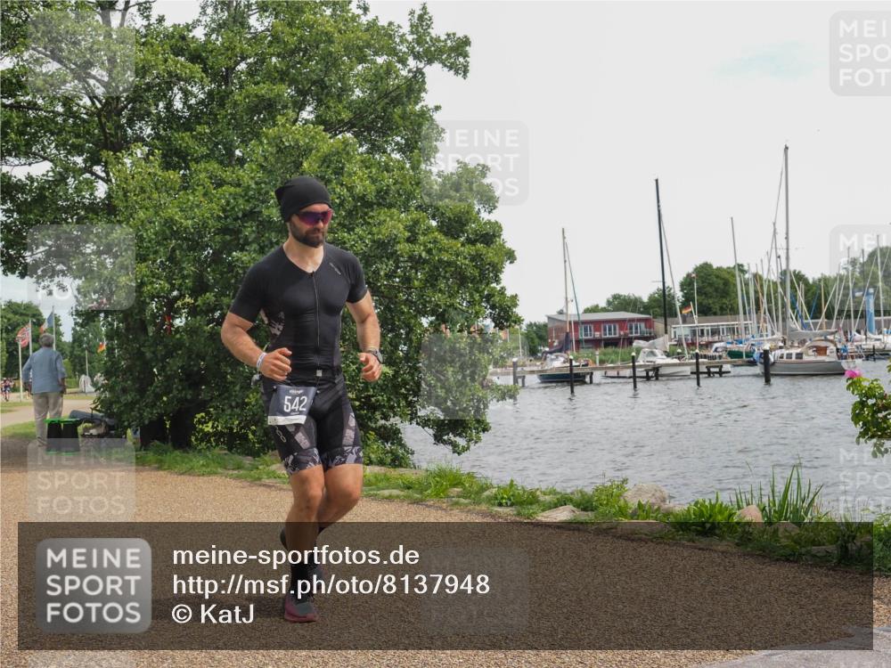 22.06.2025 - Viking Triathlon KatJ http://msf.ph/oto/8137948 22.06.2025 14:58:07 Laufen 542 meine-sportfotos.de