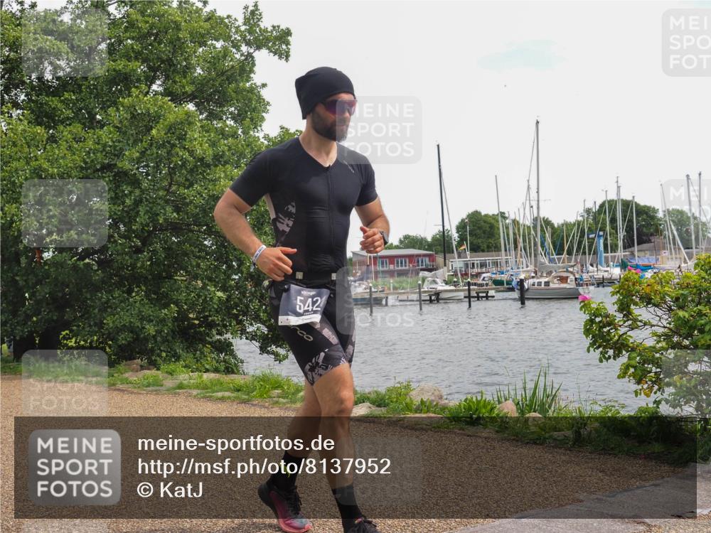 22.06.2025 - Viking Triathlon KatJ http://msf.ph/oto/8137952 22.06.2025 14:58:07 Laufen 542 meine-sportfotos.de