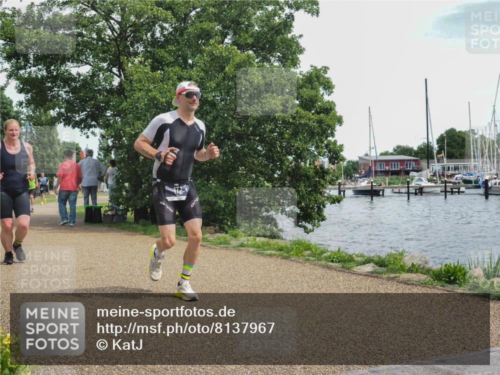 22.06.2025 - Viking Triathlon KatJ http://msf.ph/oto/8137967 22.06.2025 14:58:36 Laufen 172, 475 meine-sportfotos.de