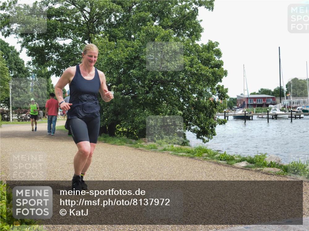 22.06.2025 - Viking Triathlon KatJ http://msf.ph/oto/8137972 22.06.2025 14:58:37 Laufen 172, 475 meine-sportfotos.de
