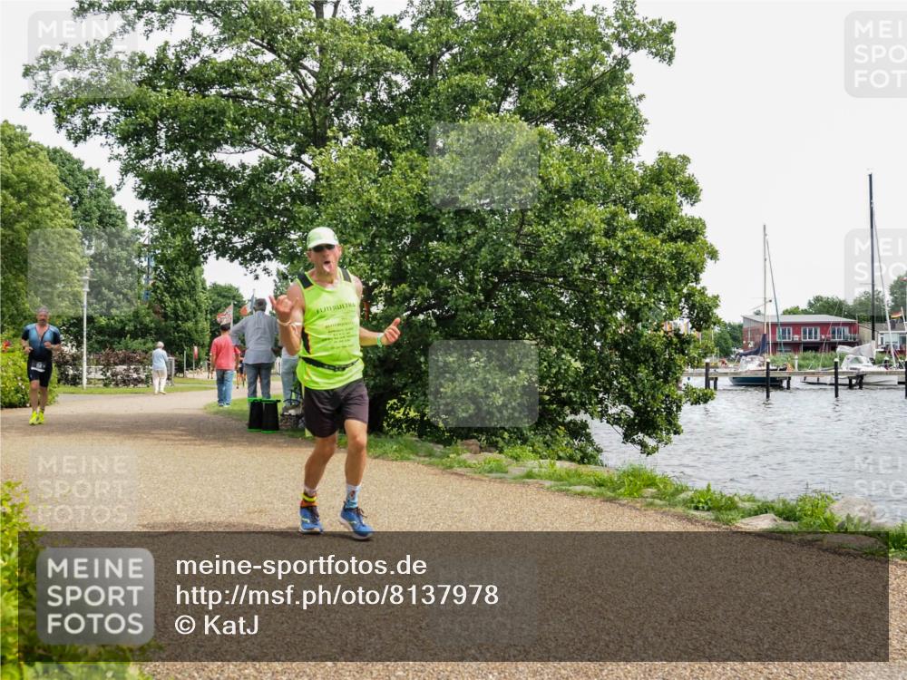 22.06.2025 - Viking Triathlon KatJ http://msf.ph/oto/8137978 22.06.2025 14:58:43 Laufen 618 meine-sportfotos.de