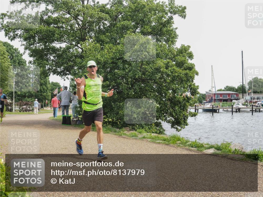 22.06.2025 - Viking Triathlon KatJ http://msf.ph/oto/8137979 22.06.2025 14:58:43 Laufen 618 meine-sportfotos.de