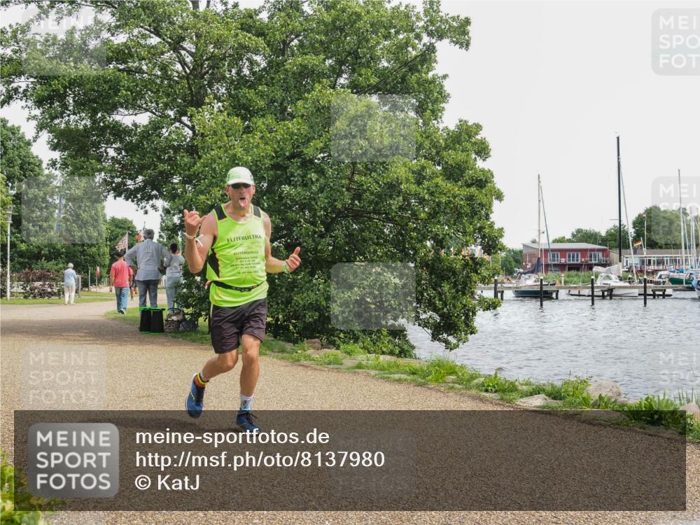 22.06.2025 - Viking Triathlon KatJ http://msf.ph/oto/8137980 22.06.2025 14:58:43 Laufen 618 meine-sportfotos.de