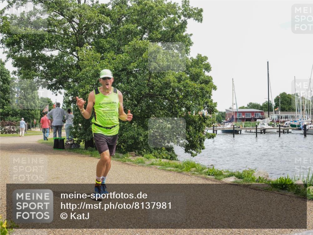 22.06.2025 - Viking Triathlon KatJ http://msf.ph/oto/8137981 22.06.2025 14:58:43 Laufen 618 meine-sportfotos.de