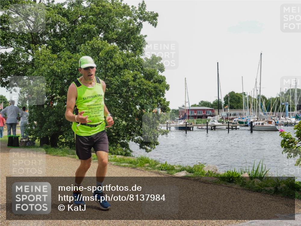 22.06.2025 - Viking Triathlon KatJ http://msf.ph/oto/8137984 22.06.2025 14:58:44 Laufen 618 meine-sportfotos.de