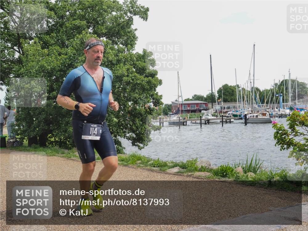 22.06.2025 - Viking Triathlon KatJ http://msf.ph/oto/8137993 22.06.2025 14:58:48 Laufen 114 meine-sportfotos.de