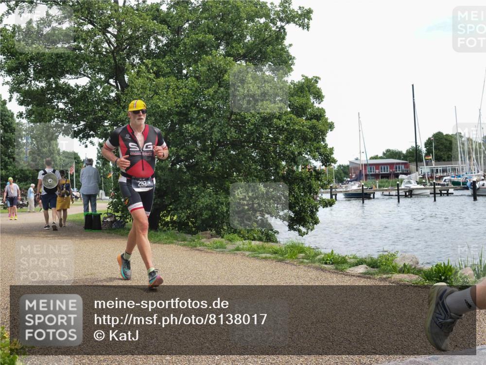 22.06.2025 - Viking Triathlon KatJ http://msf.ph/oto/8138017 22.06.2025 14:59:10 Laufen 26, 292, 357 meine-sportfotos.de