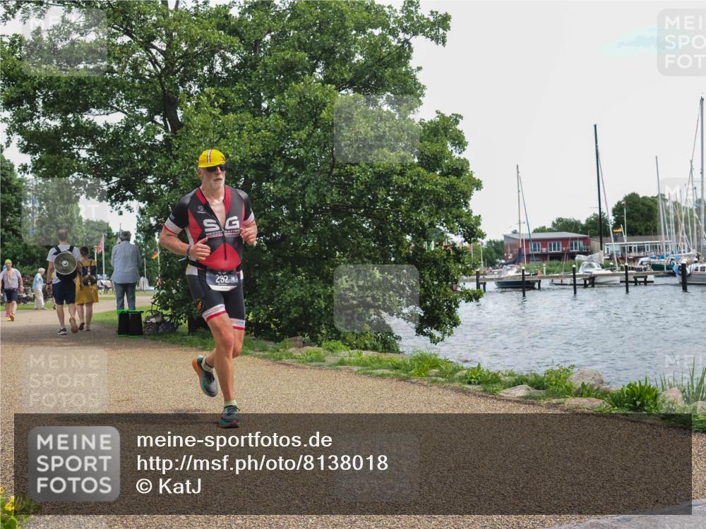 22.06.2025 - Viking Triathlon KatJ http://msf.ph/oto/8138018 22.06.2025 14:59:10 Laufen 26, 292, 357 meine-sportfotos.de