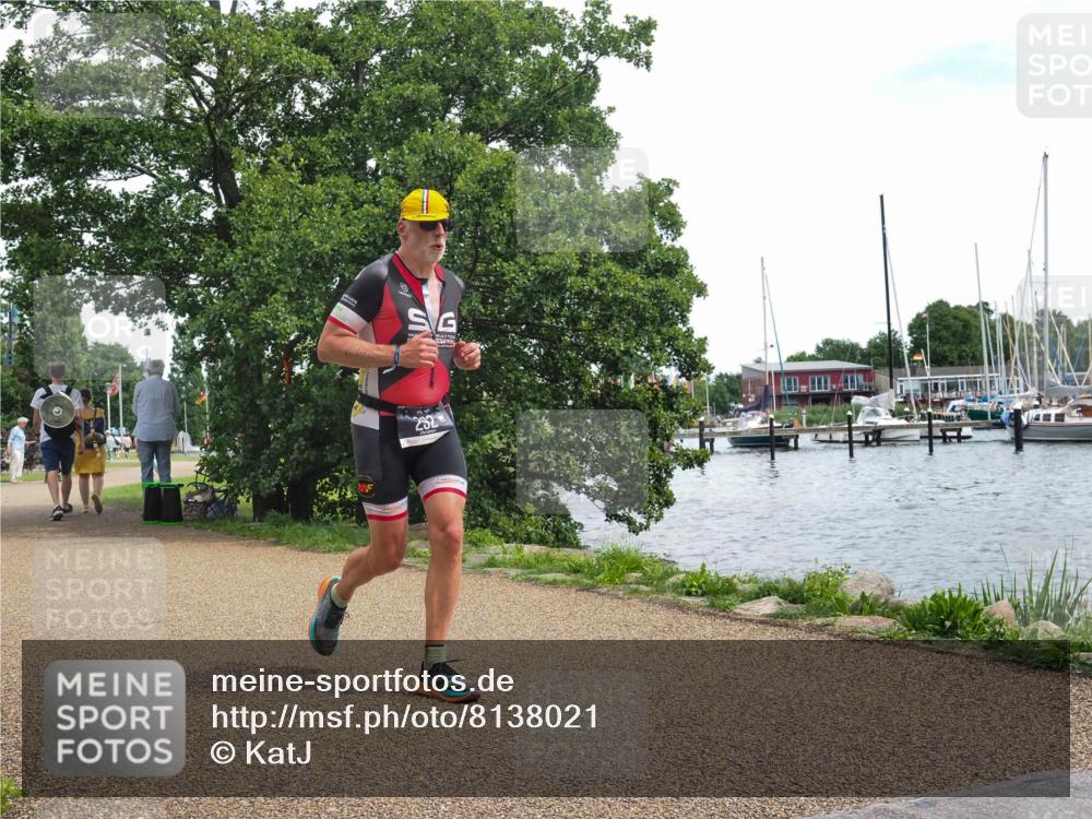 22.06.2025 - Viking Triathlon KatJ http://msf.ph/oto/8138021 22.06.2025 14:59:10 Laufen 26, 292, 357 meine-sportfotos.de