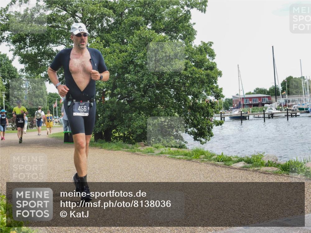 22.06.2025 - Viking Triathlon KatJ http://msf.ph/oto/8138036 22.06.2025 14:59:16 Laufen 26, 456 meine-sportfotos.de