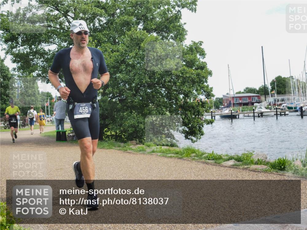 22.06.2025 - Viking Triathlon KatJ http://msf.ph/oto/8138037 22.06.2025 14:59:16 Laufen 26, 456 meine-sportfotos.de