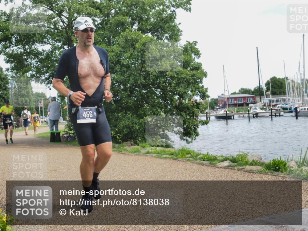 22.06.2025 - Viking Triathlon KatJ http://msf.ph/oto/8138038 22.06.2025 14:59:16 Laufen 26, 456 meine-sportfotos.de