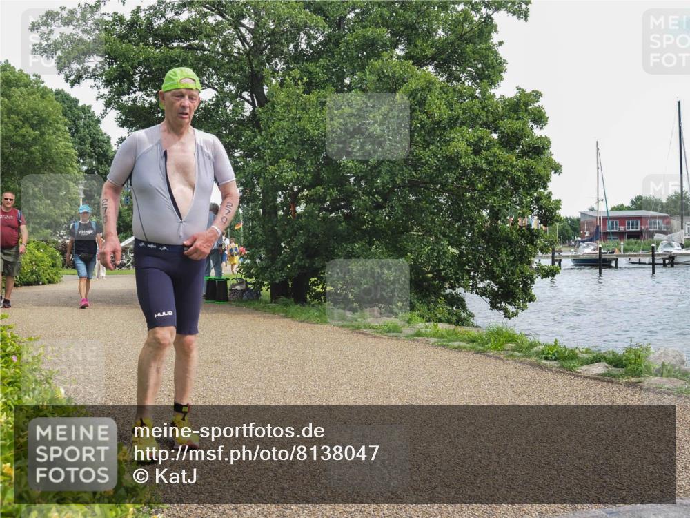 22.06.2025 - Viking Triathlon KatJ http://msf.ph/oto/8138047 22.06.2025 14:59:23 Laufen 148, 270 meine-sportfotos.de