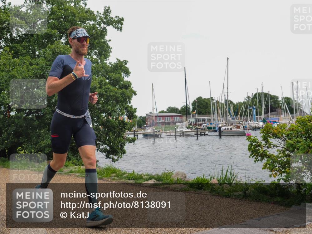 22.06.2025 - Viking Triathlon KatJ http://msf.ph/oto/8138091 22.06.2025 14:59:49 Laufen 78, 194 meine-sportfotos.de